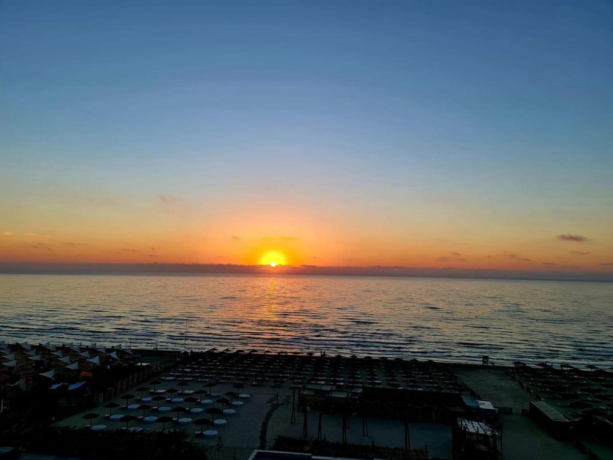 Mario Apartamente - Romantic Mamaia Exterior foto